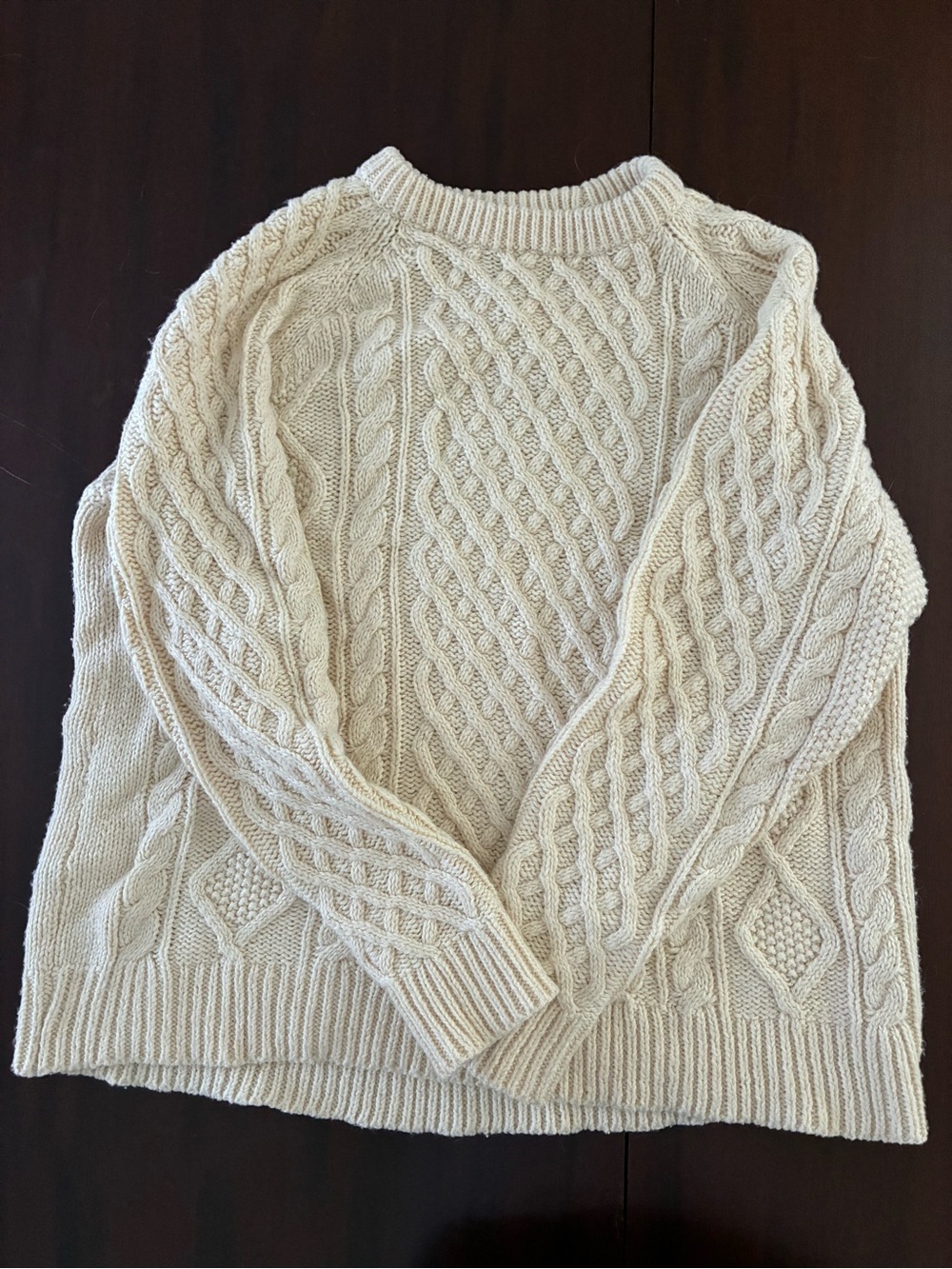 American Eagle Outfitters Men’s Cream Fisherman Sweater. Size XL.